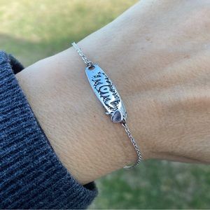 Mom bracelet .925 Sterling Silver with heart dangle dainty 7.25”